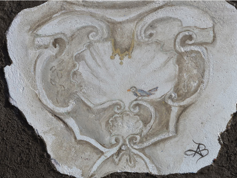 Fresque romaine représentant un coquillage et un petit oiseau